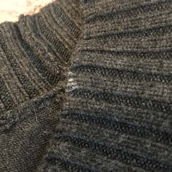 Sweater - Picture 5 of 5